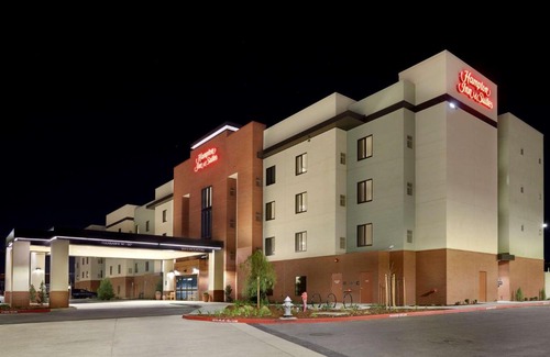 East Sacramento Hotel | Hampton Inn & Suites Sacramento at CSUS