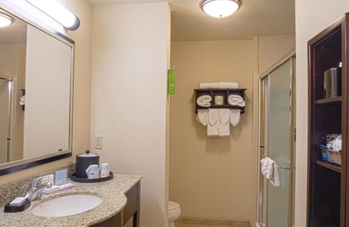 Laguna West-Lakeside Hotel | Hampton Inn & Suites Sacramento-Elk Grove Laguna I-5
