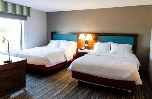 Scottsbluff Hotel | Hampton Inn & Suites Scottsbluff Conference Center