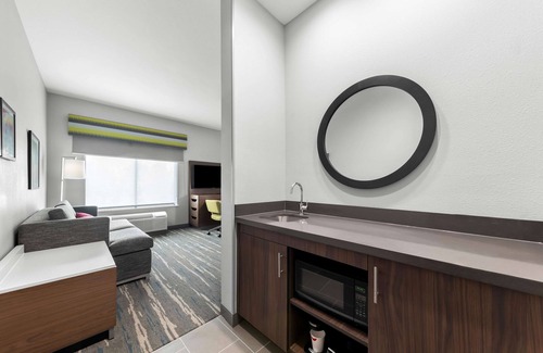 Sherman Hotel | Hampton Inn & Suites Sherman