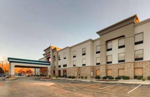Glen Carbon Hotel | Hampton Inn & Suites St. Louis - Edwardsville