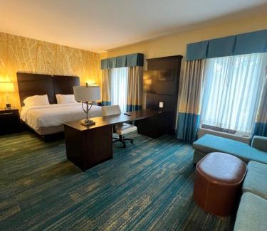 Stroudsburg Hotel | Hampton Inn & Suites Stroudsburg Bartonsville Poconos