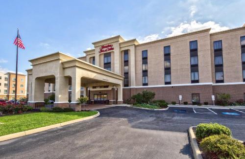 Rossford Hotel | Hampton Inn & Suites Toledo-Perrysburg
