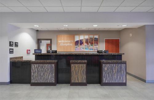 Tulsa Hotel | Hampton Inn & Suites Tulsa/Tulsa Hills