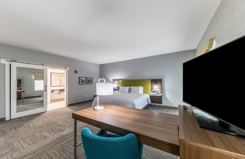 South Tulsa Hotel | Hampton Inn & Suites Tulsa-Woodland Hills 71st-Memorial