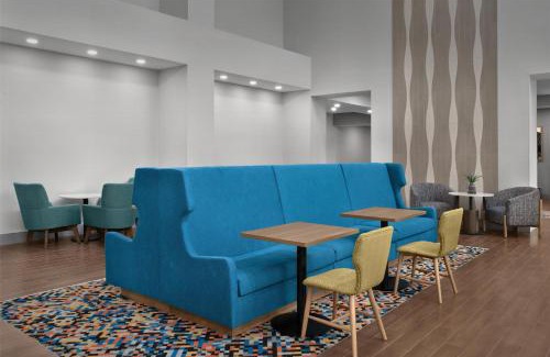 Tupelo Hotel | Hampton Inn & Suites Tupelo/Barnes Crossing