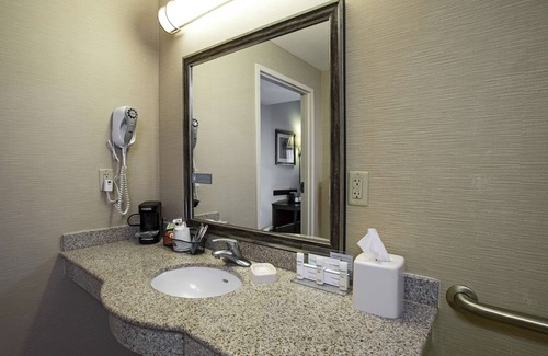 Downtown Prescott Valley Hotel | Hampton Inn & Suites Prescott Valley