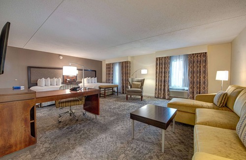 Rockville Centre Hotel | Hampton Inn & Suites Rockville Centre