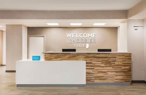 Valparaiso Hotel | Hampton Inn & Suites Valparaiso