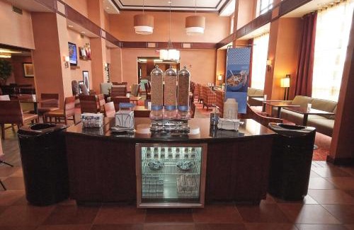 Norma Hotel | Hampton Inn & Suites Vineland
