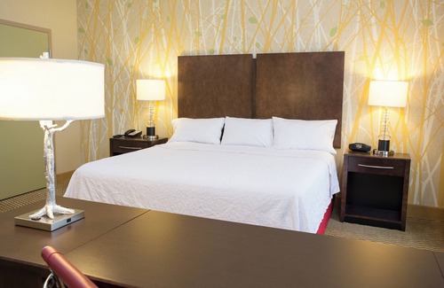 Williamsport Hotel | Hampton Inn & Suites Williamsport-Faxon Exit