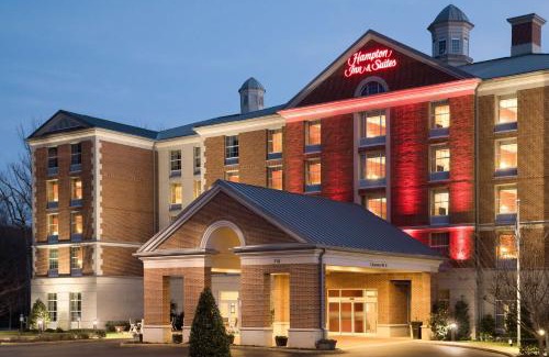 Williamsburg Hotel | Hampton Inn & Suites Williamsburg-Central