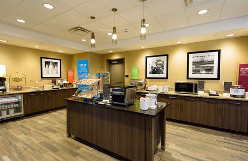 Superior Hotel | Hampton Inn Superior Duluth