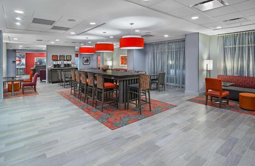 Vincennes Hotel | Hampton Inn Vincennes