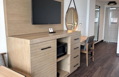 Northeast Virginia Beach Hotel | Hampton Inn Virginia Beach-Oceanfront South