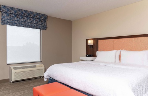 Warsaw Hotel | Hampton Inn Warsaw