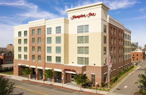 River District Hotel | Hampton Inn Wilmington Downtown