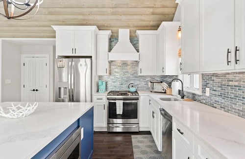 Hampton House | Hampton NH/North Beach/Plaice Cove Luxury whole house and great yard.
