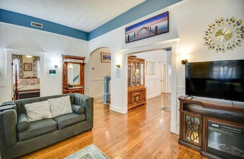 Hampton House | Hampton Sanctuary with Fire Pit and Fenced Yard!