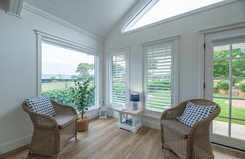 Dubbo House | Hamptons Cottage - Refined Living, Light-Filled