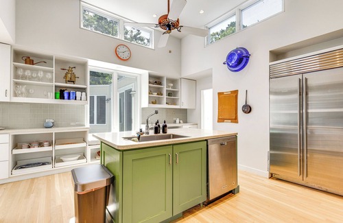 Wainscott House | Hamptons Home w/Private Pool, 1 Mi to Beach!