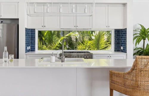 Yamba House | Hamptons House | Stylish Waterfront