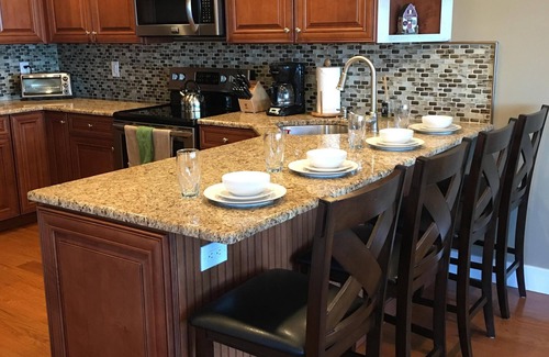 Hampton Bays Cottage | Hamptons Waterfront- Great Location!