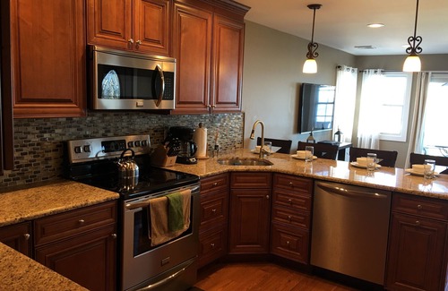 Hampton Bays Cottage | Hamptons Waterfront- Great Location!