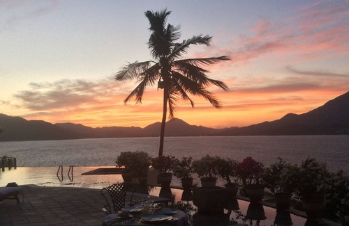 La Punta House | Hamsayeg Luxury beach/resort experience La Punta Manzanillo .view video