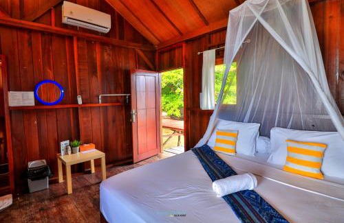 Waisai Resort | Hamueco Dive Resort Raja Ampat
