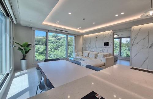 Goyang Apartment | Han River Seoul Stay