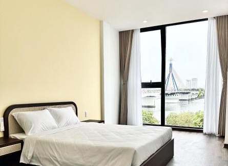 Hai Chau Hotel | Han Riverine Hotel & Cafeteria DaNang