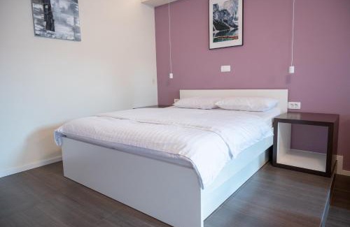Siska District Apartment | Hana - Apartments