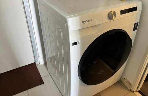 Pusat Komersil Lee Ling Apartment | Hana Guesthouse Metrocity (Nearby City Centre)