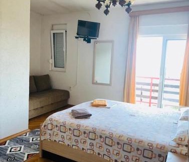 Rana House | Hana & Uma Apartments