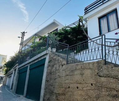 Rana House | Hana & Uma Apartments
