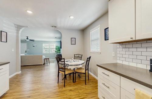 Hanahan House | Hanahan Hideaway