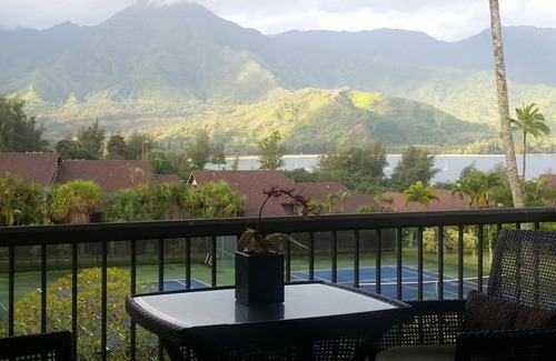 Princeville Apartment | Hanalei Bay RESORT 2312 299.00 Oct28-Nov1 BlowOutSaleBeachFront 10 Star Reviews!