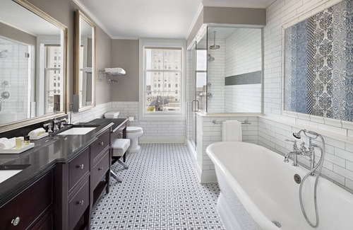Findlay Hotel | Hancock Hotel