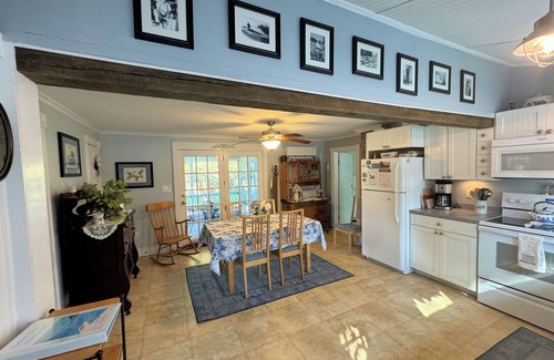 Deep Hole House | Hancock House -Single Family Home - Screened Porch, NO LINENS PROVIDED