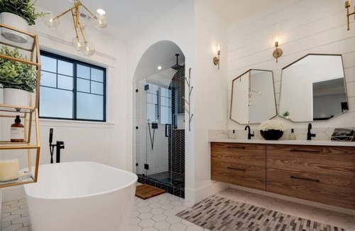 Folsom House | Hand Crafted Colonial-Style Home In Old Folsom!