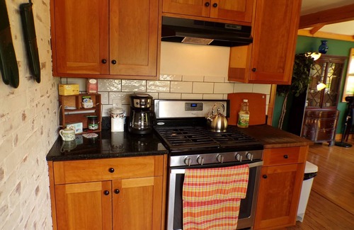 New Lebanon House | Hand Hollow Haven - A Home Away From Home