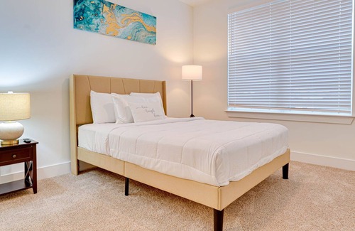 Lawrenceville Apartment | Handicap Accessible Retreat