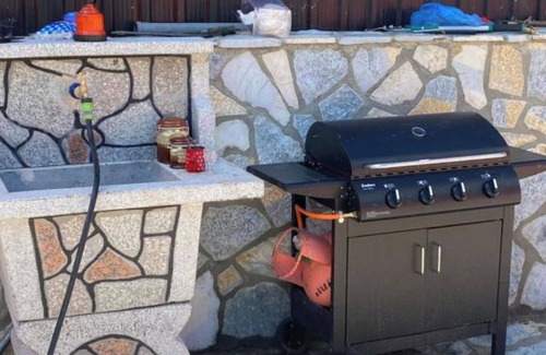 Montenegro Cottage | Handicap Accessible Full Cottage with all amenities.