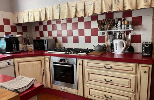 Prunet House | handicapped accessible country house with swimming pool