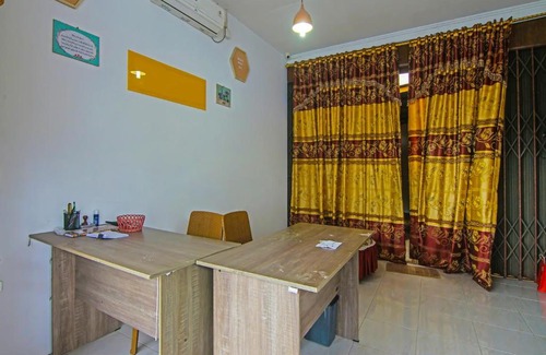 Padang Hotel | Handira Homestay Syariah Padang RedPartner