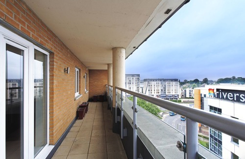 Hemel Hempstead Apartment | Handleys Ct, Penthouse 67 2 bed/2