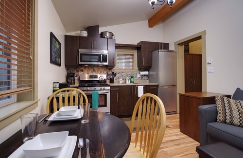 Port Renfrew Cabin | Handsome Dan's Port Renfrew