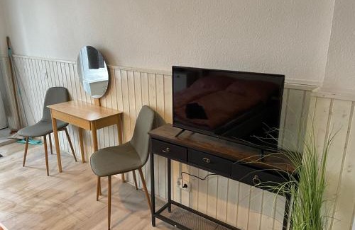 Ortslage Trotha Apartment | Handwerkerwohnung "Daniel" inklusive Stellplatz