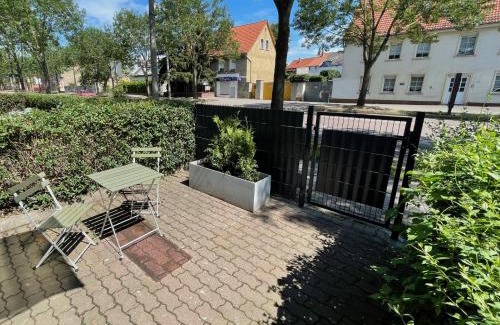 Ortslage Trotha Apartment | Handwerkerwohnung "Daniel" inklusive Stellplatz